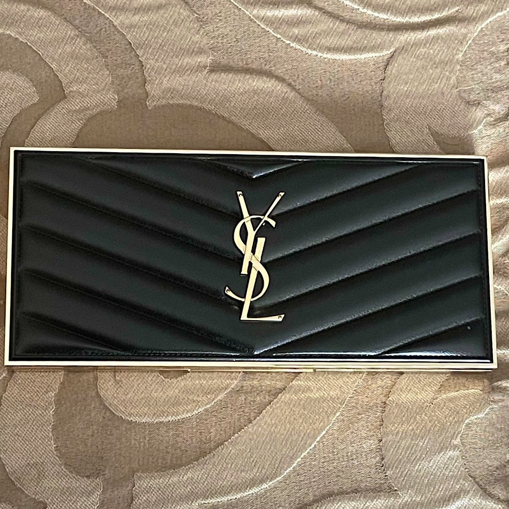 NEW Yves Saint Laurent Couture Eyeshadow Palette